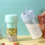 Batidora portátil con pajita